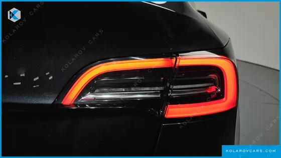 TESLA MODEL Y RWD