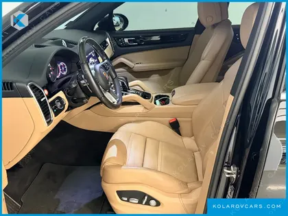 PORSCHE CAYENNE 3.0