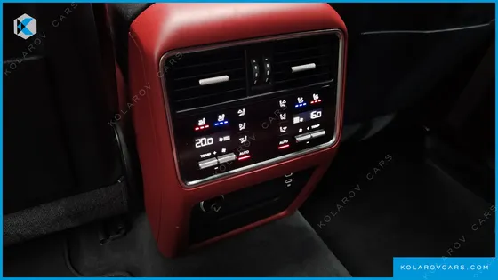 PORSCHE CAYENNE 3.0 PLATINUM EDITION
