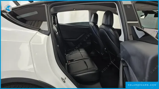 TESLA MODEL Y LONG RANGE AWD