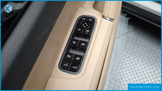 PORSCHE CAYENNE 3.0