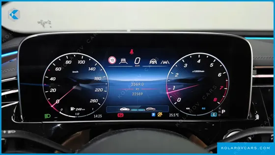 MERCEDES E-CLASS E300 4MATIC AMG LINE