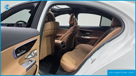 MERCEDES E-CLASS E300 4MATIC AMG LINE