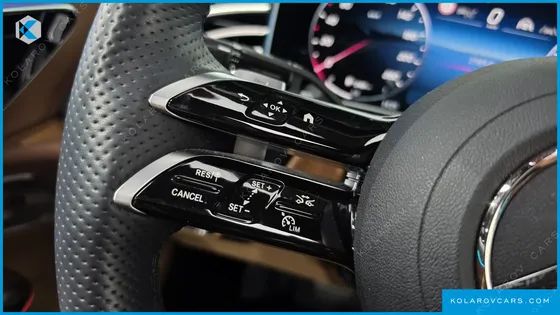 MERCEDES E-CLASS E300 4MATIC AMG LINE