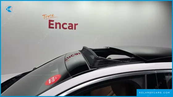 MERCEDES E-CLASS E300 4MATIC AMG LINE