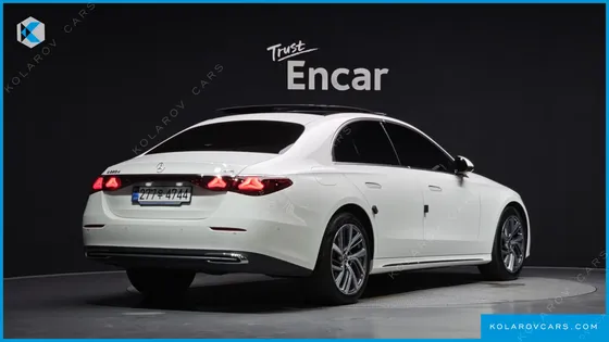 MERCEDES E-CLASS E220D 4MATIC EXCLUSIVE