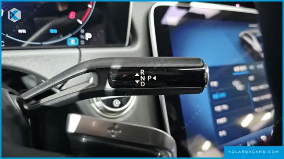 MERCEDES E-CLASS E220D 4MATIC EXCLUSIVE