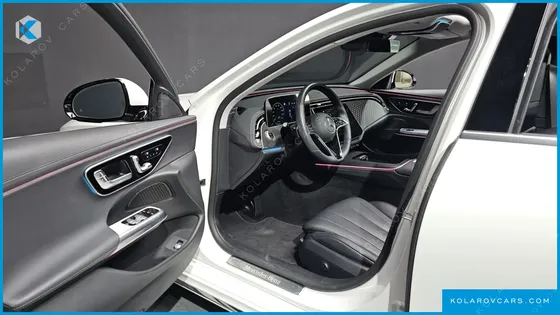 MERCEDES E-CLASS E220D 4MATIC EXCLUSIVE