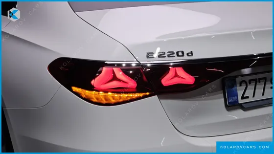 MERCEDES E-CLASS E220D 4MATIC EXCLUSIVE