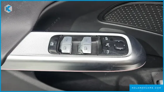 MERCEDES E-CLASS E220D 4MATIC EXCLUSIVE