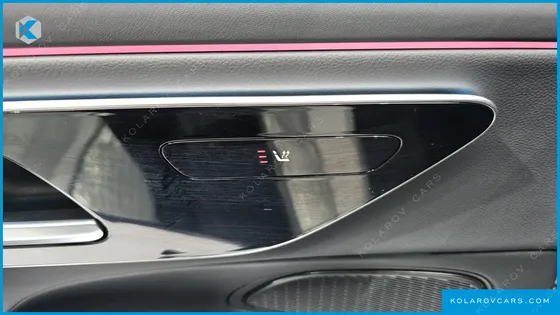 MERCEDES E-CLASS E220D 4MATIC EXCLUSIVE