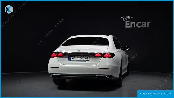 MERCEDES E-CLASS E200 AVANTGARDE