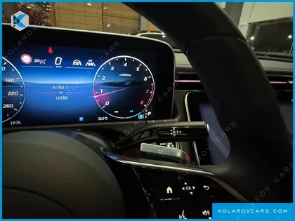 MERCEDES E-CLASS E300 4MATIC EXCLUSIVE