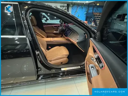 MERCEDES E-CLASS E300 4MATIC EXCLUSIVE