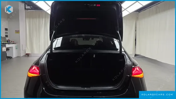 MERCEDES E-CLASS E200 AVANTGARDE