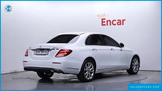 MERCEDES E-CLASS E300 4MATIC EXCLUSIVE