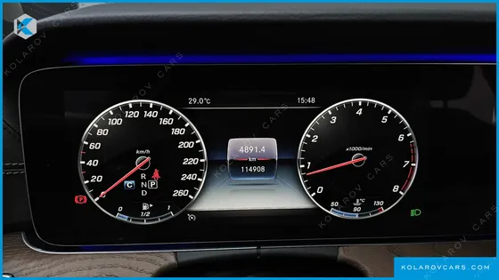 MERCEDES E-CLASS E300 4MATIC EXCLUSIVE