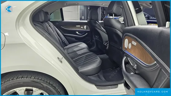 MERCEDES E-CLASS E300 4MATIC EXCLUSIVE