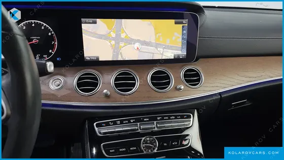 MERCEDES E-CLASS E300 4MATIC EXCLUSIVE