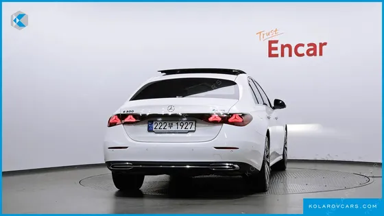 MERCEDES E-CLASS E300 4MATIC EXCLUSIVE