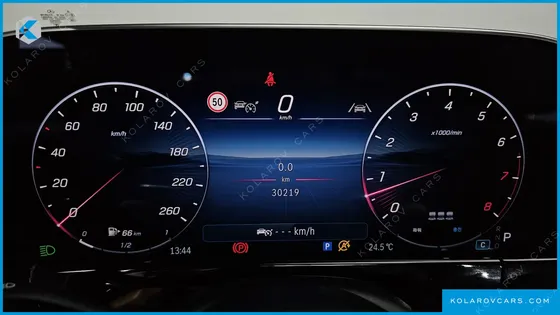 MERCEDES E-CLASS E300 4MATIC EXCLUSIVE