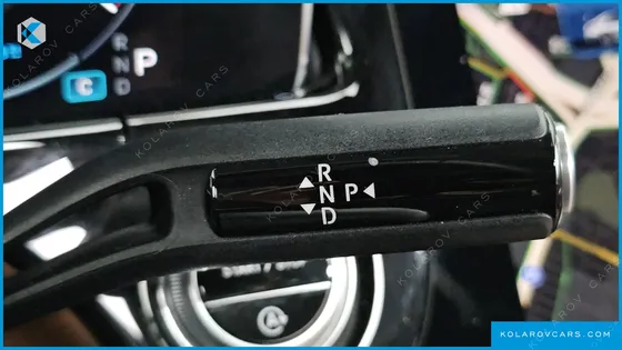 MERCEDES E-CLASS E300 4MATIC EXCLUSIVE