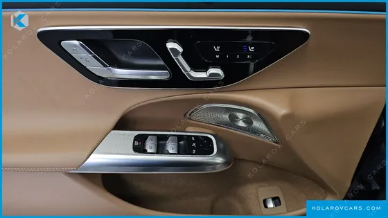 MERCEDES E-CLASS E300 4MATIC EXCLUSIVE