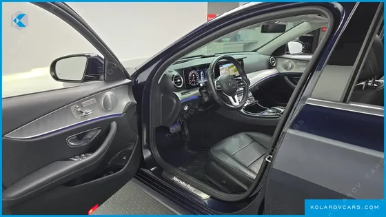 MERCEDES E-CLASS E300 4MATIC AMG LINE