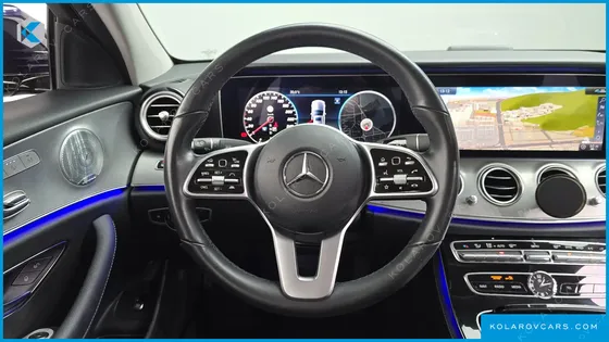 MERCEDES E-CLASS E300 4MATIC AMG LINE