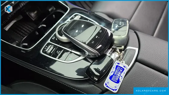 MERCEDES E-CLASS E300 4MATIC AMG LINE