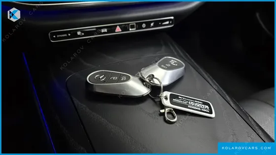 MERCEDES E-CLASS E200 AVANTGARDE
