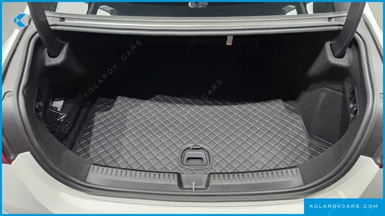 MERCEDES E-CLASS E200 AVANTGARDE