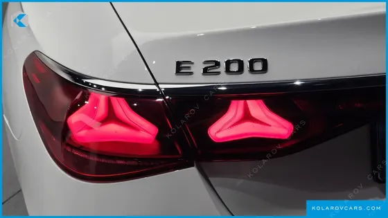 MERCEDES E-CLASS E200 AVANTGARDE