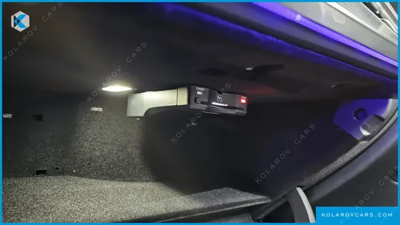 MERCEDES E-CLASS E200 AVANTGARDE