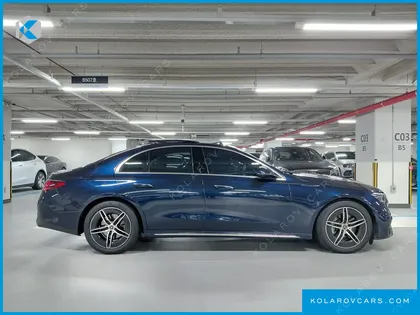 MERCEDES E-CLASS E300 4MATIC AMG LINE