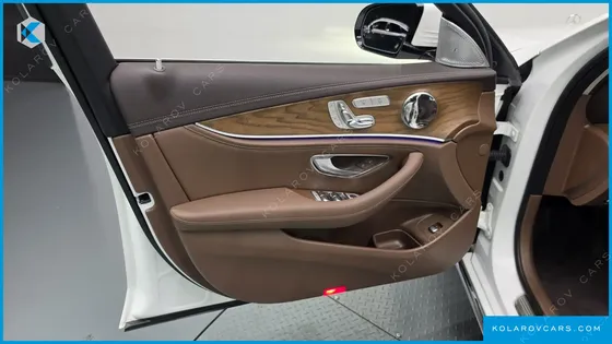 MERCEDES E-CLASS E220D EXCLUSIVE