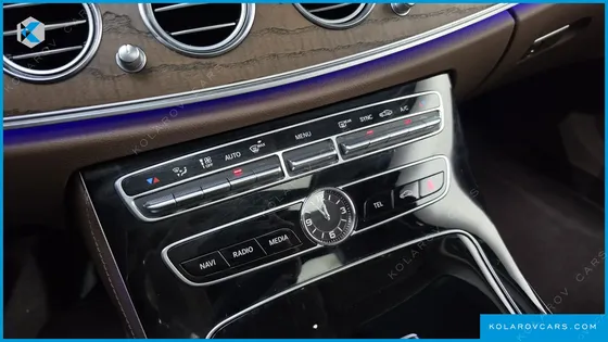 MERCEDES E-CLASS E220D EXCLUSIVE