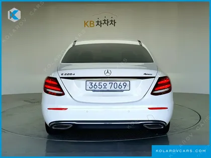 MERCEDES E-CLASS E220D AVANTGARDE