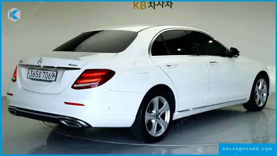 MERCEDES E-CLASS E220D AVANTGARDE