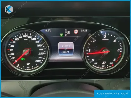 MERCEDES E-CLASS E220D AVANTGARDE