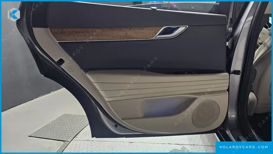 GENESIS G80 GASOLINE 2.5 TURBO 2WD