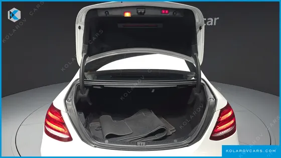 MERCEDES E-CLASS E300 EXCLUSIVE