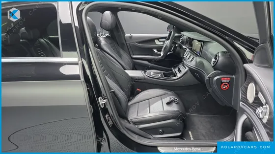 MERCEDES E-CLASS E220D 4MATIC AMG LINE
