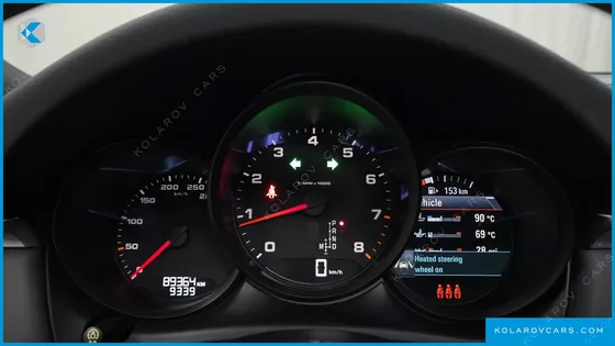 PORSCHE MACAN 2.0