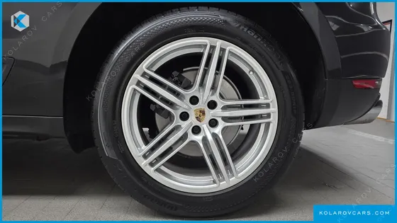 PORSCHE MACAN 2.0