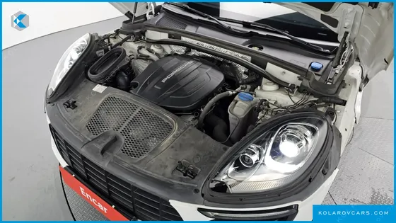 PORSCHE MACAN 2.0