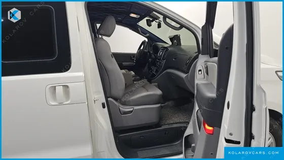 HYUNDAI STAREX CAMPING CAR