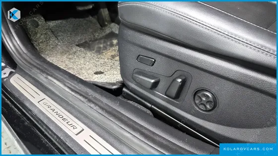 HYUNDAI GRANDEUR EXCLUSIVE