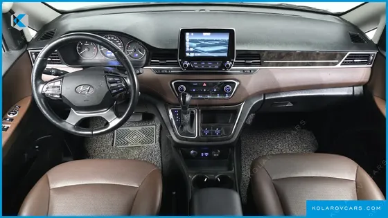 HYUNDAI STAREX URBAN 9-SEATER