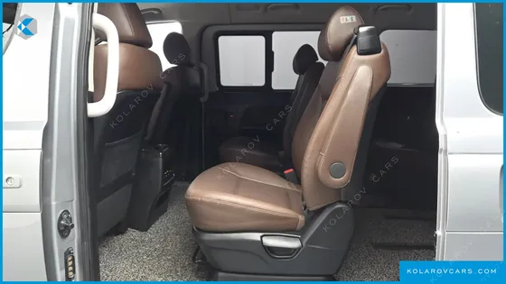 HYUNDAI STAREX URBAN 9-SEATER